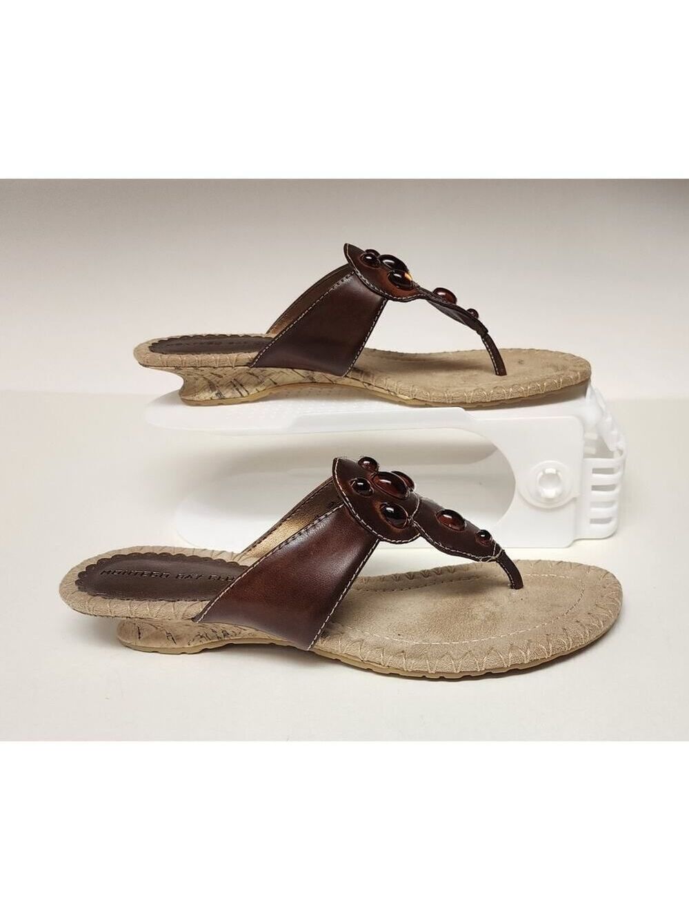 Montego Bay Club Sabrina Gemstones & Leather Flip Flops Sandal Shoes Size 6